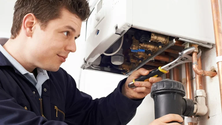 Heating Engineer's Insurance: Explained
