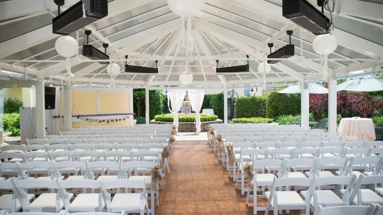 What is Wedding Planner's Insurance & what does it cover?