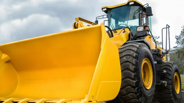 Understanding Owned & Hired-In Plant & Machinery Insurance: A Guide