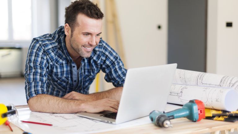 A simple guide to tax brackets for self-employed tradespeople